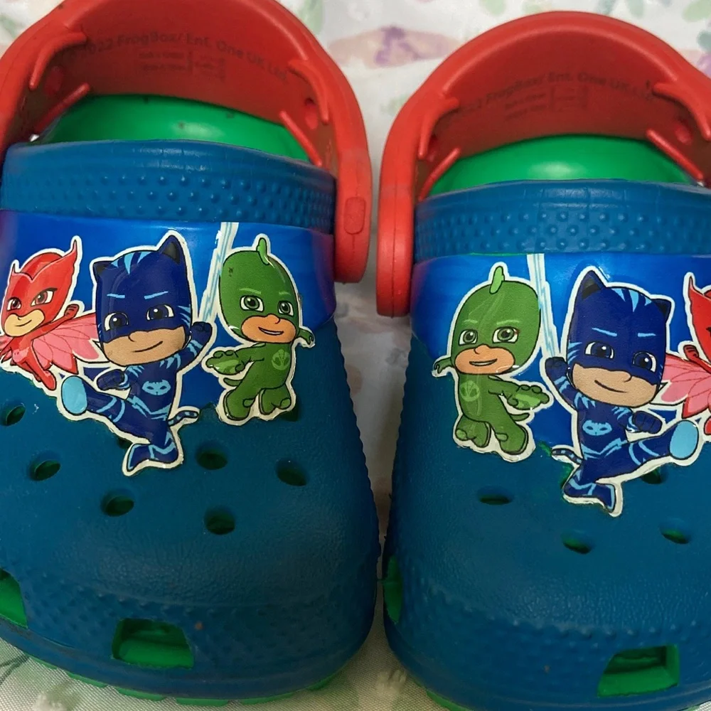 Crocs Pj Mask Classic Clog Toddler Size C4 Unisex Waterproof Shoes